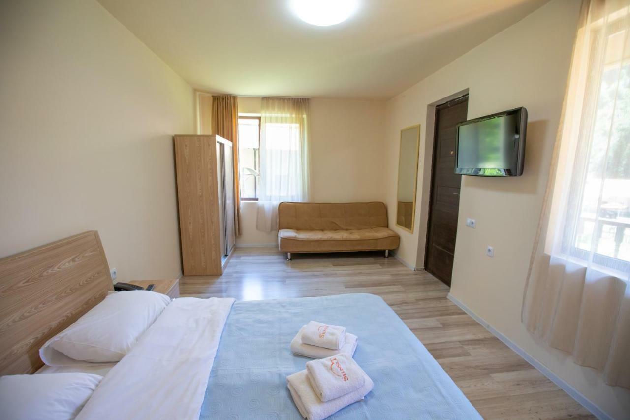 Sunset Shovi Hotel Glola Exterior photo